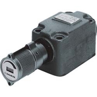 32-01 ＳＭＣ　ワンタッチ管継手付デュアルスピードコントローラ