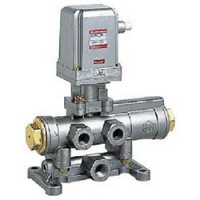 日本精器（株） BN-764S-15-F-24 日本精器　４方向電磁弁　１５Ａ　ＤＣ２４Ｖ　７６シリーズ