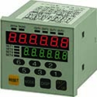 ライン精機（株） E21-401 ライン精機　通信機能付　プリセットカウンタ