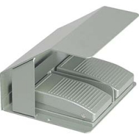 大阪自動電機（株） OFL-TV-M3C オジデン　フットスイッチ