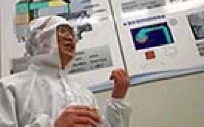 中国芯!“超分辨光刻装备项目”通过国家验收 可加工22纳米芯片