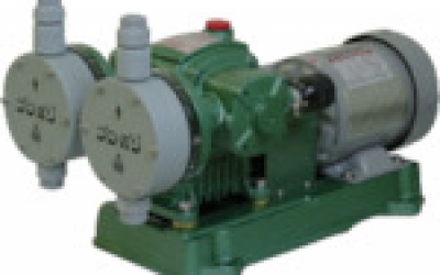 共立机巧 KUK   D-6000-P KUK　两连式定量泵 PVC製