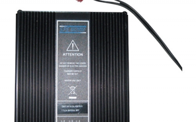 广州藤野代理  CXS   5729407 充电器　24Vー10Ａ 日本军工品质