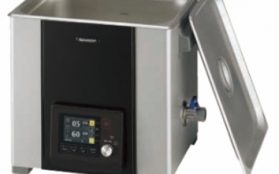 日本原装 ADVANTEC  台式超音波洗浄机  UT-107H /UT-107M /UT-307H  电源（50Hz/60Hz）AC100V