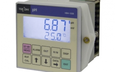 日本渠道 TOADKK 东亚电波 pH/ORP控制器  HBM-100B/HBM-102B  显示部：聚酯树脂