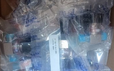 日本 fujikin 富士金 针型截止阀 DH-11C-R  UH-13PA-R  手柄形状圆形