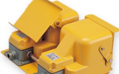 日本走空运 OJIDEN 大阪 脚开关 OFL-TV-SM2KSS4  适用护套外径