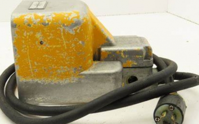 日本原装 OJIDEN 大阪 OFL-2-SM2KS 脚开关 OFL-1-SM2KS   材质铝压铸制