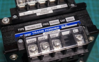 日本 TOGI 东洋技研 TRH1K-20S 变压器 TRH500-20S  静电屏蔽标准