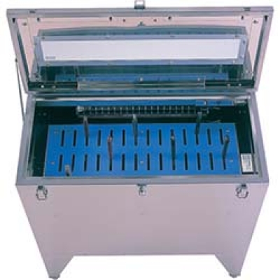 （株）ピオニーコーポレーション DS-118 ピオニー　包丁まな板殺菌庫ＤＳ－１１８（乾燥付）