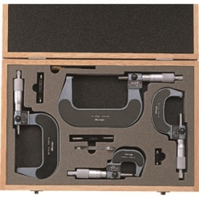 日本三丰 Mitutoyo M820-100ST ミツトヨ　マイクロメータＭ８２０－１０（１９３－９１６）