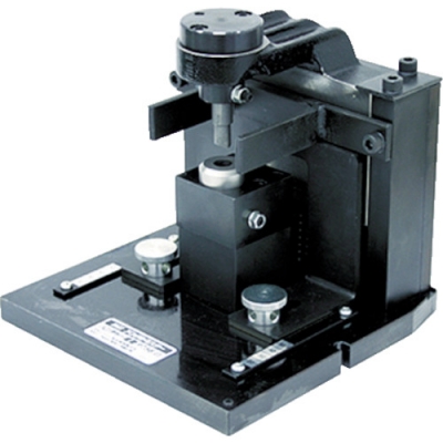 育良精機（株） P756-2 育良　アングル加工機ＡＴパンチャー（５０１０８）