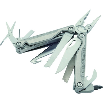 T-N レザーマン　チャージ　プラス　ＴＴｉ　ナイロンケース付き