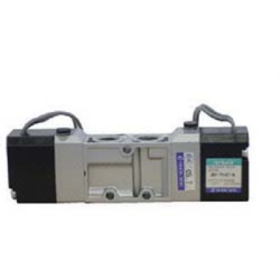 日本大金工业 DAIKIN   BT-203 ダイキン　マニホールドブロック