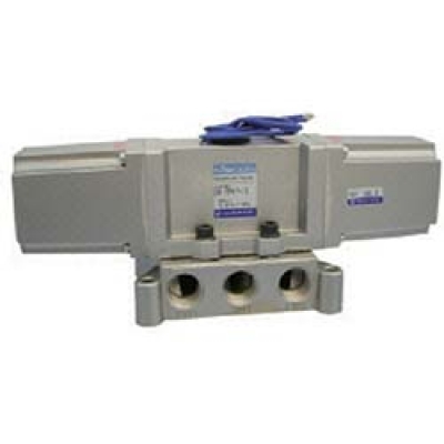 日本精器（株） BN-7F47-15-E-100 日本精器　４方向電磁弁　１５Ａ　ＡＣ１００Ｖ　７Ｆシリーズダブル